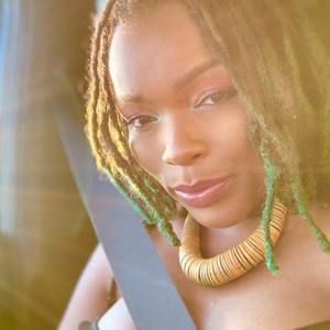 Meet your Posher, Dion